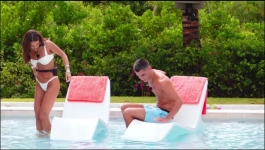 Too Hot to Handle (Hindi) - Season 06 Episode 01